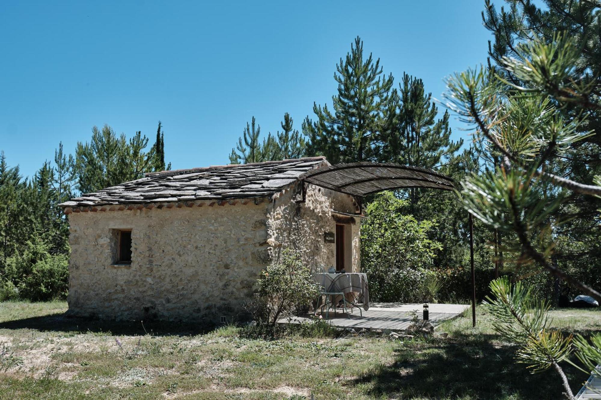 Les Maisons De Chante Oiseau Sigonce Bilik gambar