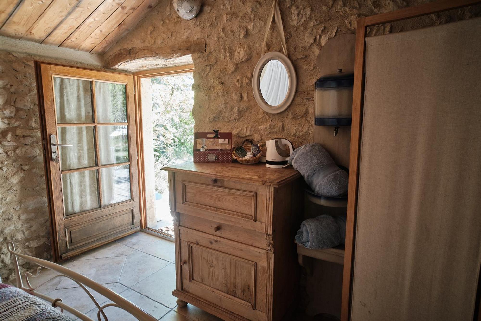Les Maisons De Chante Oiseau Sigonce Bilik gambar
