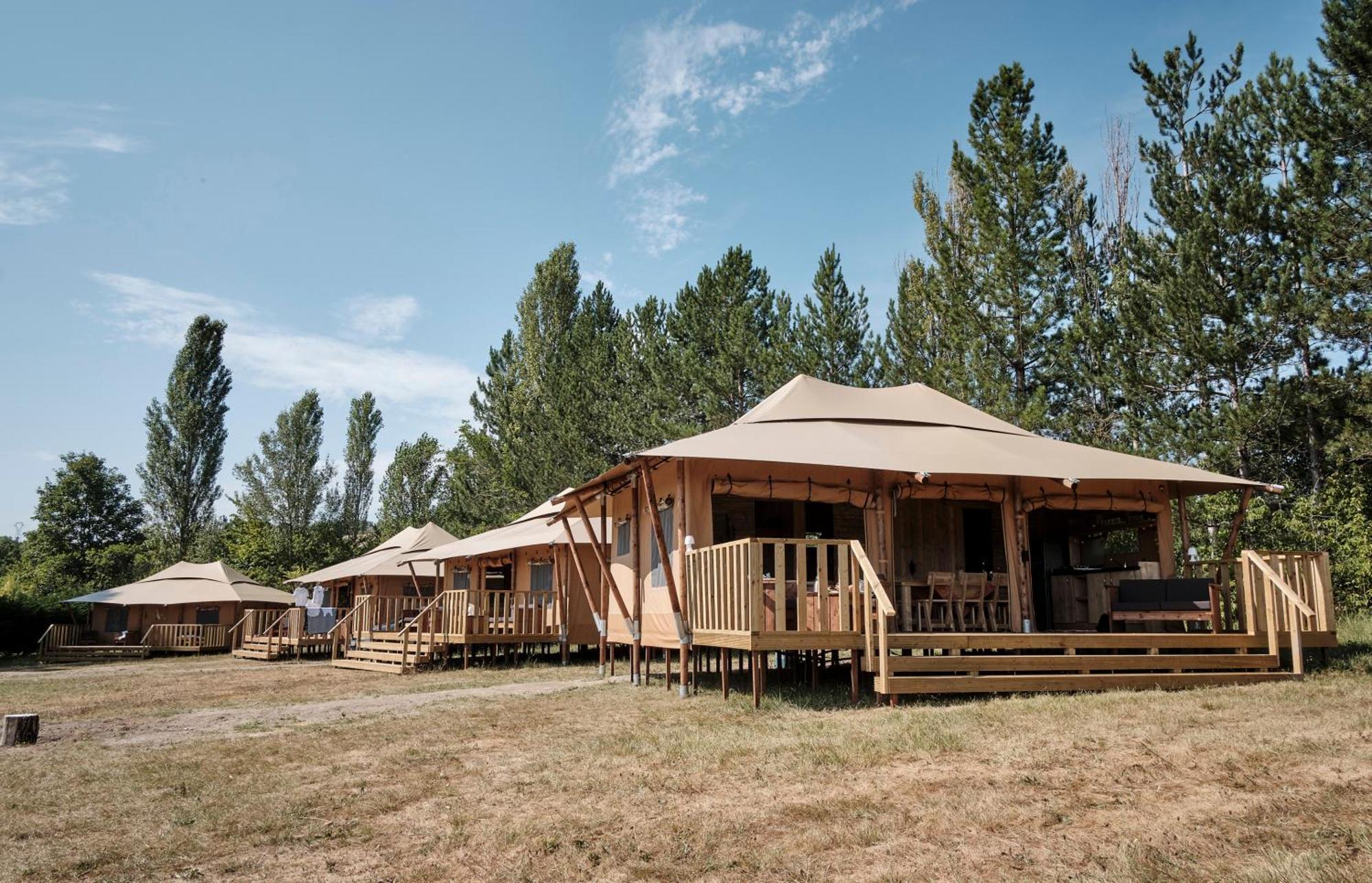Les Maisons De Chante Oiseau Sigonce Bilik gambar