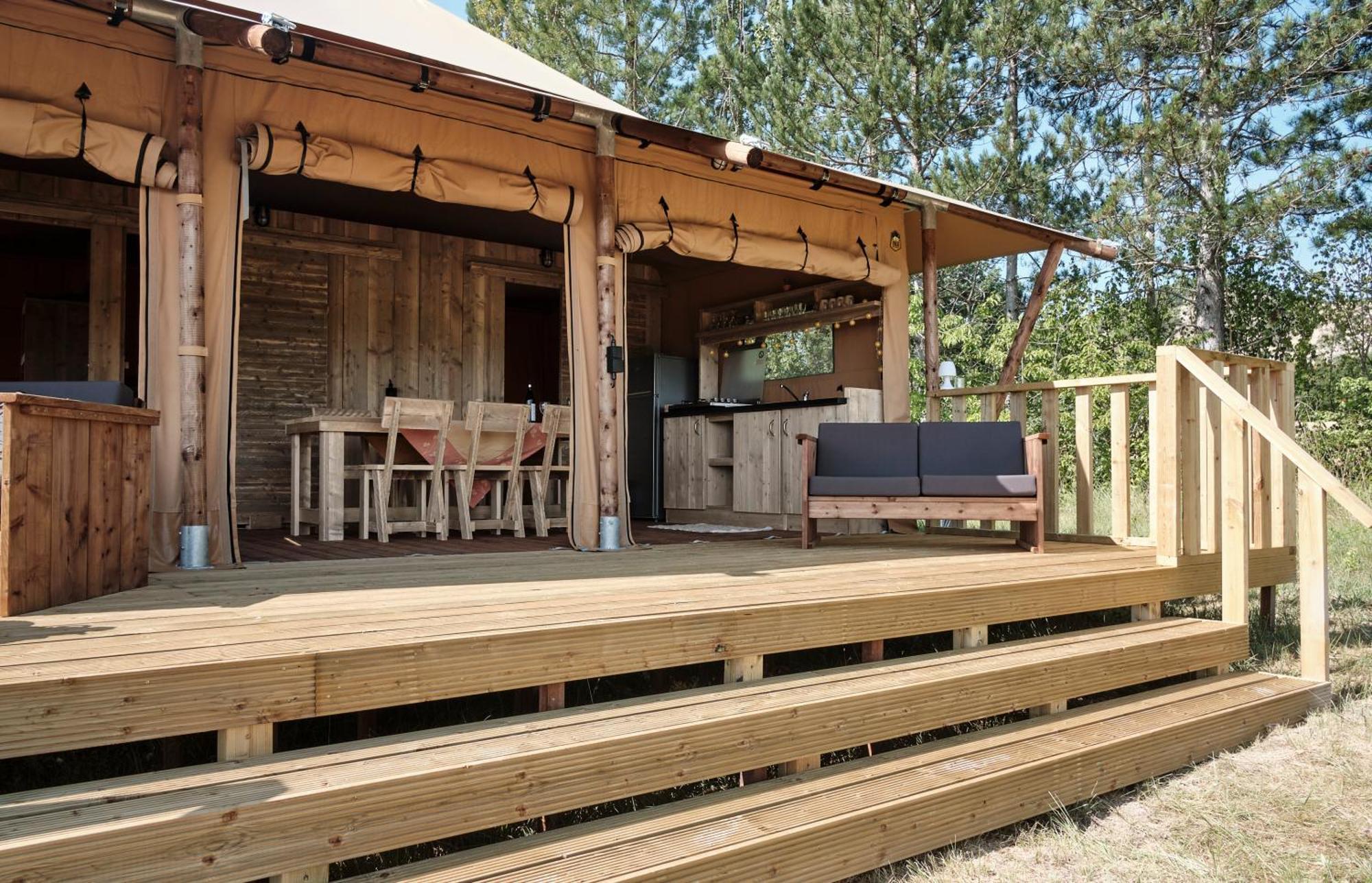 Les Maisons De Chante Oiseau Sigonce Bilik gambar